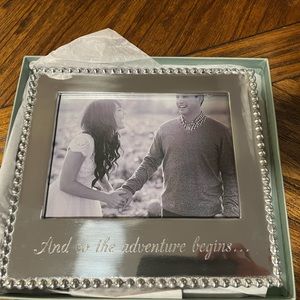 Mariposa picture frame